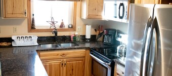 Perfect Getaway In The Poconos! (Huis # 2) HotTub !! Spelkamer !! Wifi !!