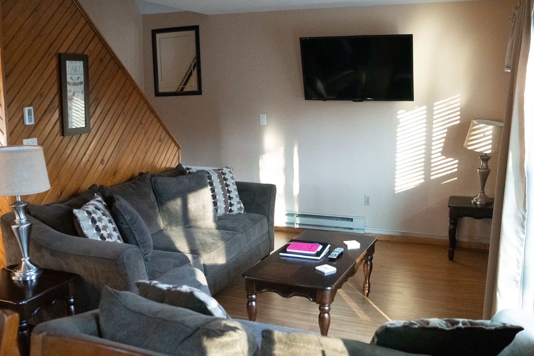 Perfect Getaway In The Poconos! (House #2) HotTub !! Gameroom !! WiFi !!