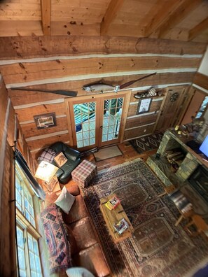TV, fireplace, DVD player