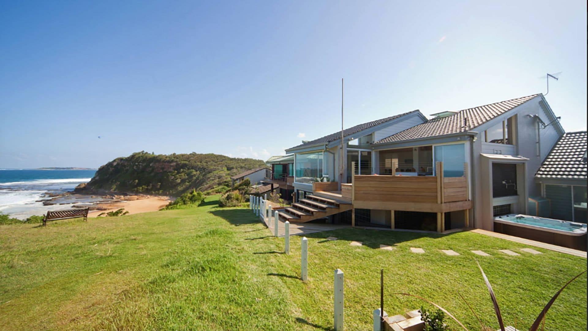  Beachfront with breathtaking views — image 23