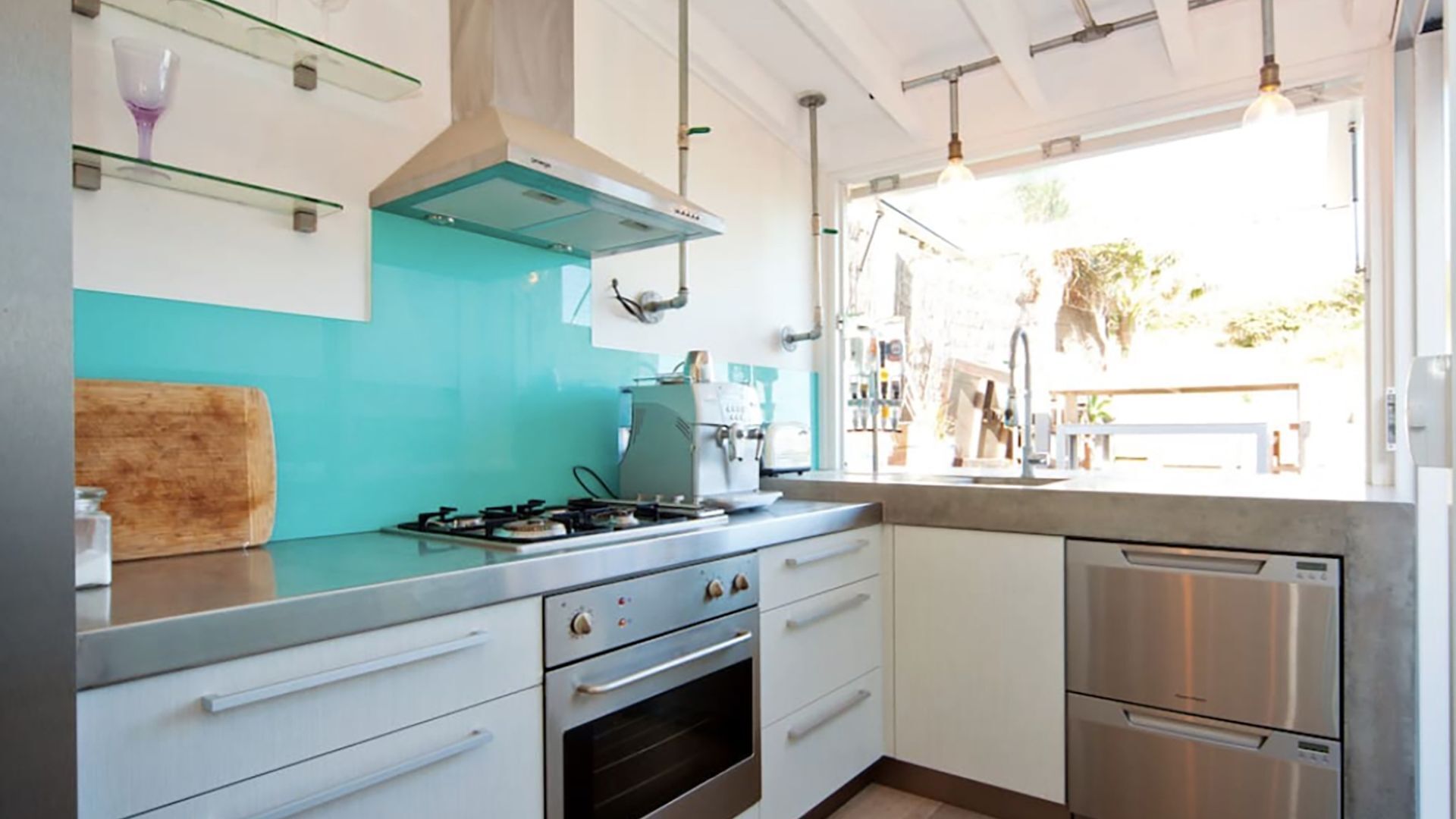  Beachfront with breathtaking views — image 18