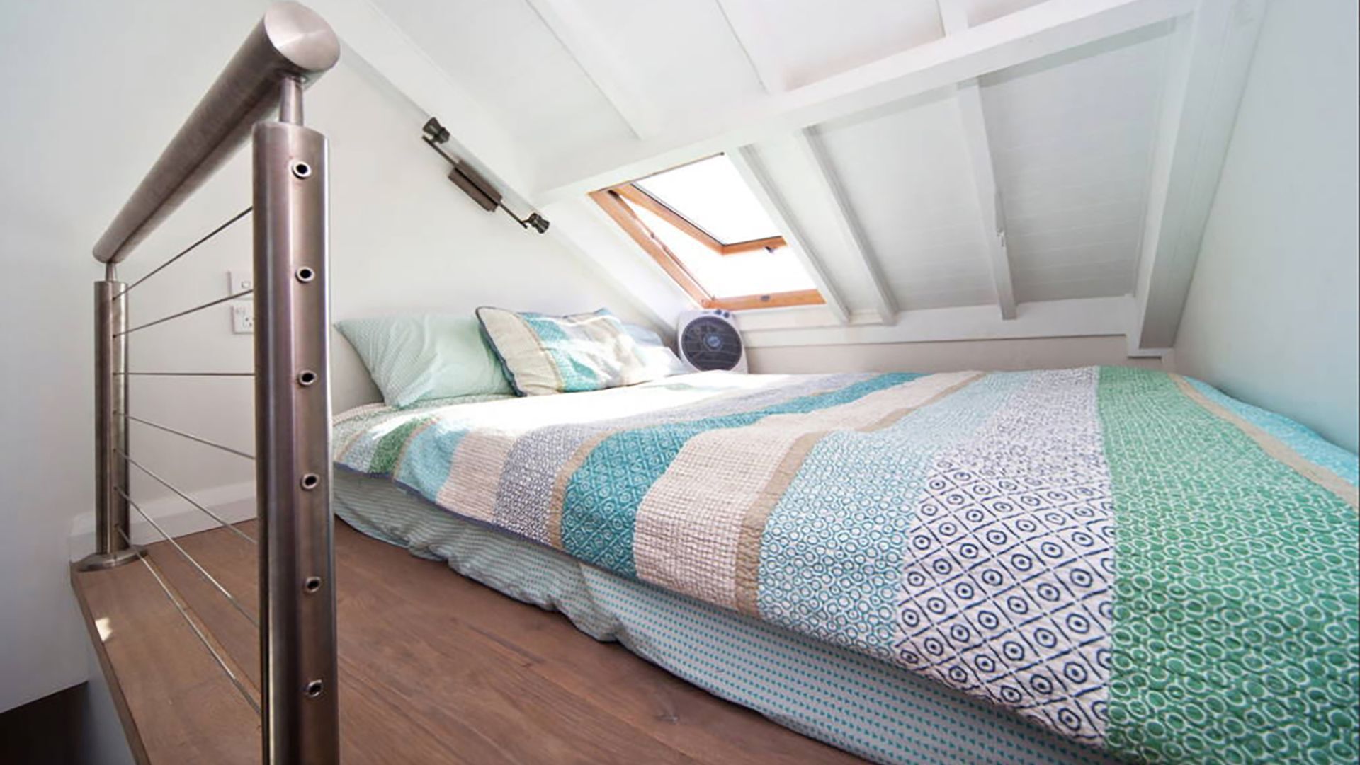  Beachfront with breathtaking views — image 12