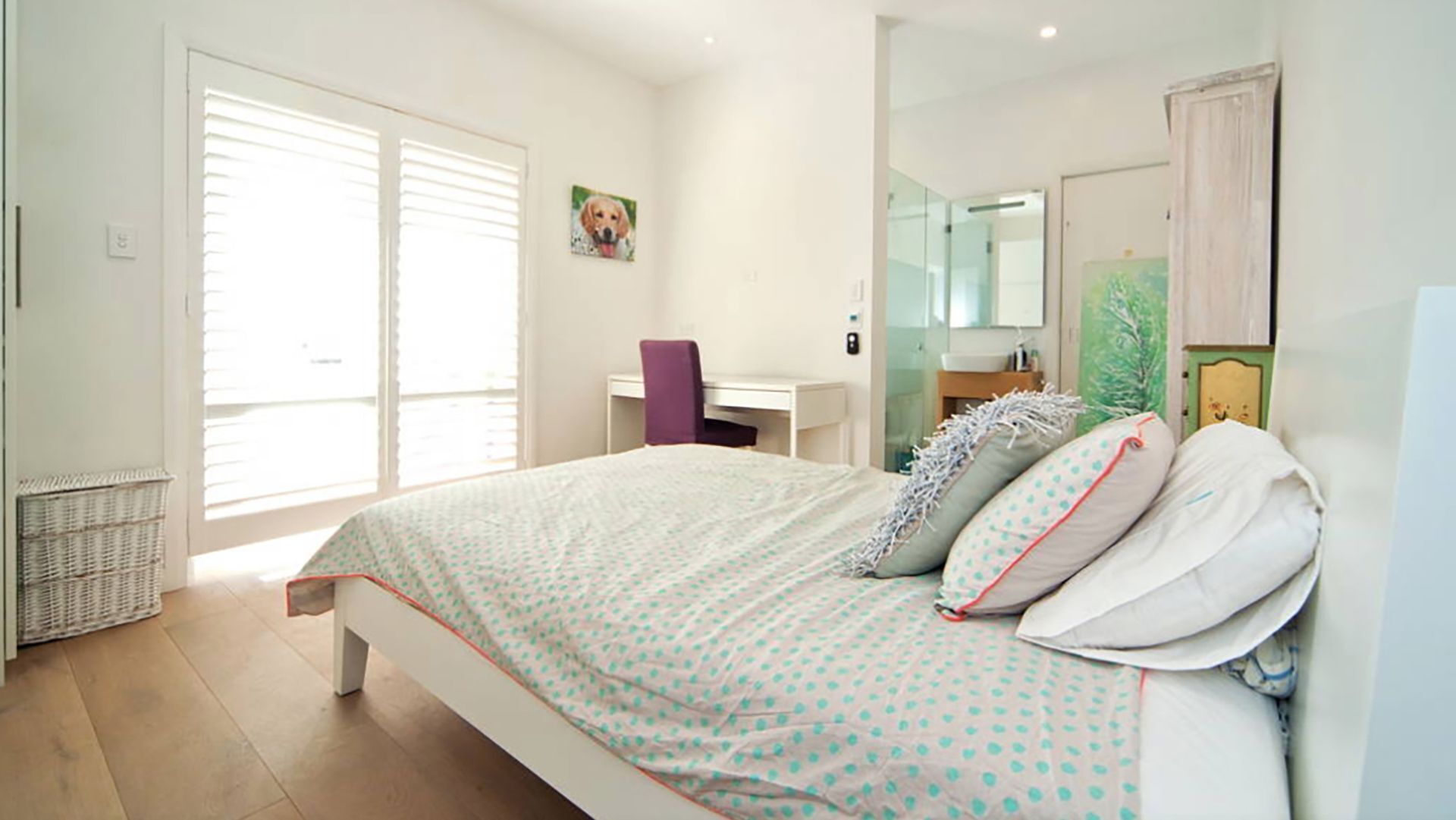  Beachfront with breathtaking views — image 10