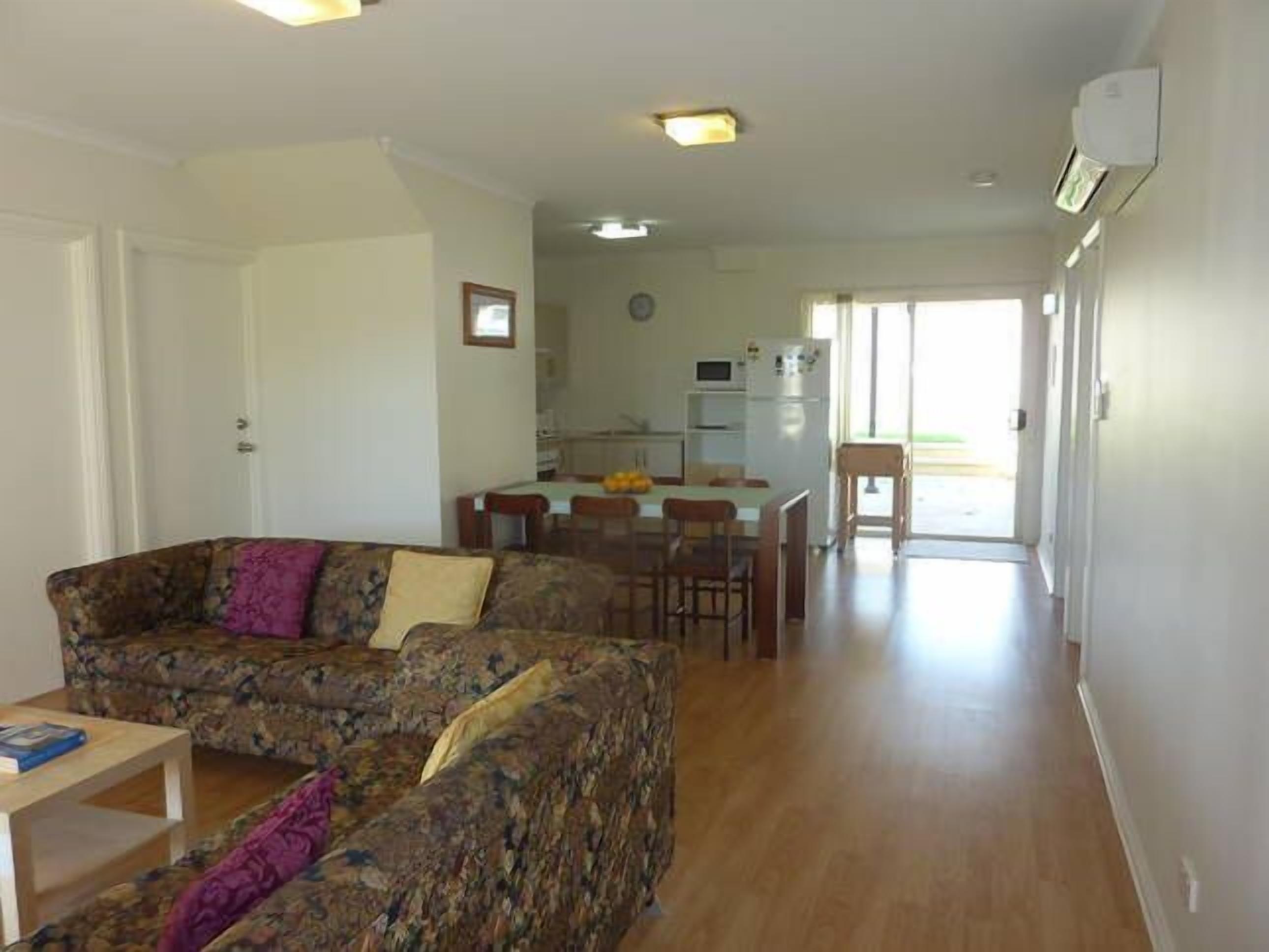 SUMMER BREEZE @ Sellicks Beach — image 7