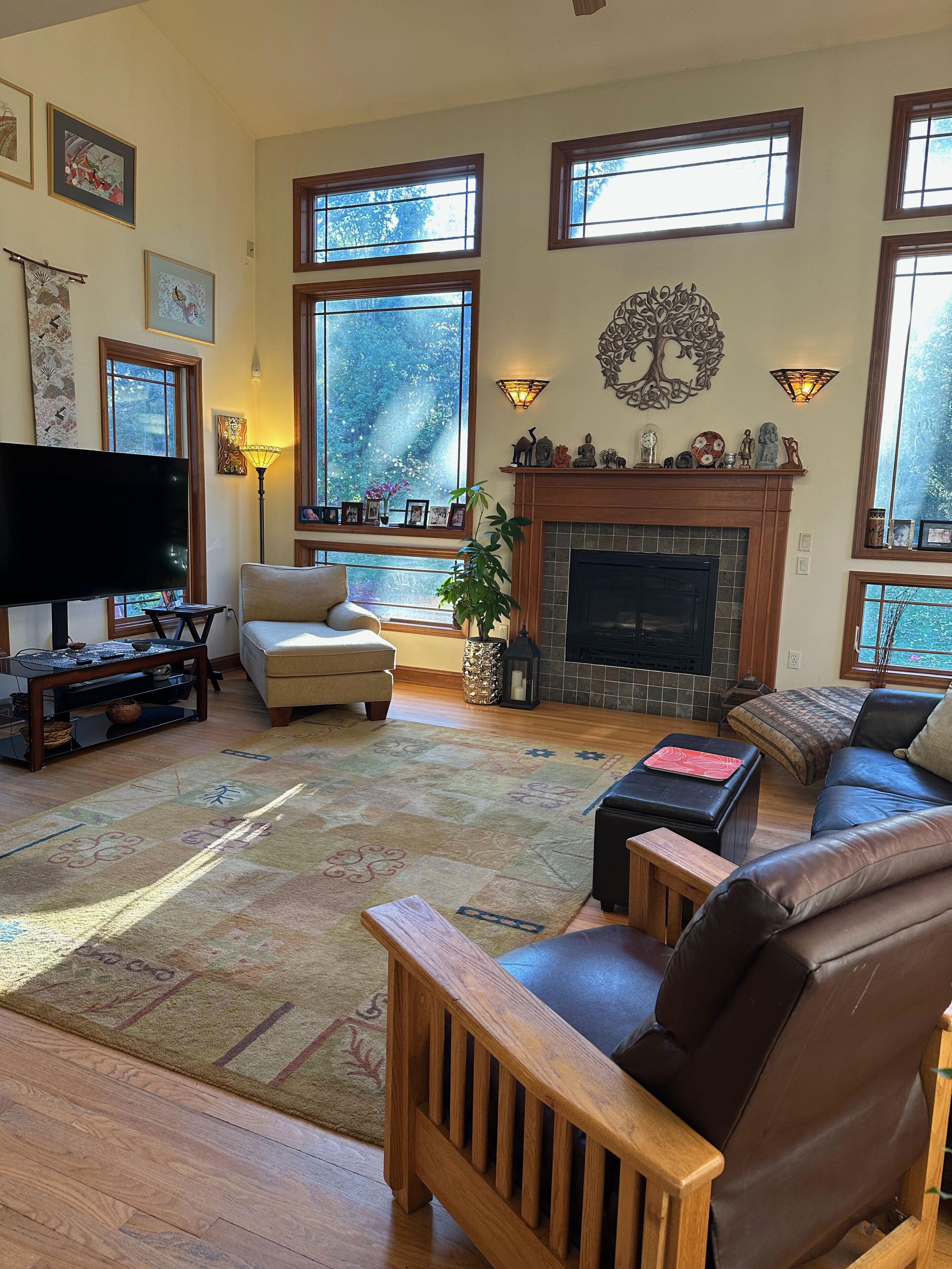 Pamper Yourself In Luxury 1 & 1/2 Miles From All The Action