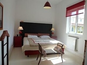 3 Schlafzimmer, Bügeleisen/Bügelbrett, kostenloses WLAN, Bettwäsche