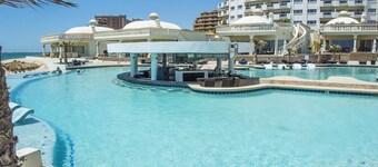 Stunning 4 Bedroom Beach Villa on Sandy Beach at Las Palmas Beachfront Resort V9