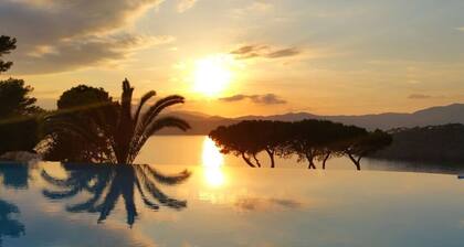 Villa with panoramic sea view, 8-9 pax, 3 bedrooms, 2 bathrooms