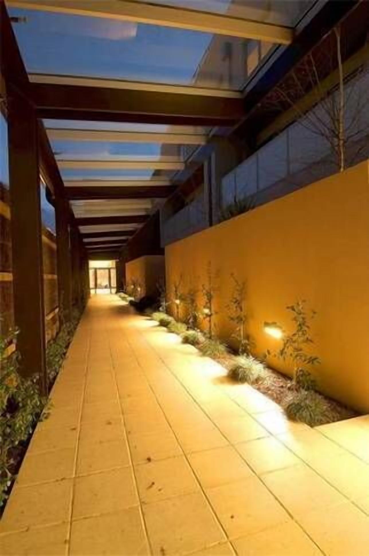 Brighton Bay Luxury Serviced Apartments — image 10