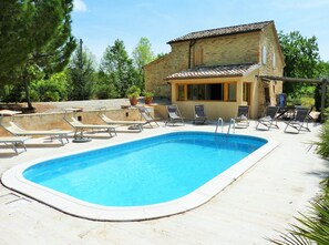 Piscine extérieure