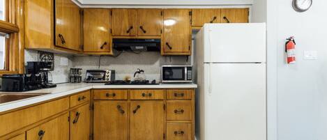 Appartement, plusieurs lits, non-fumeurs | Cuisine privée | Réfrigérateur, micro-ondes, four, lave-vaisselle