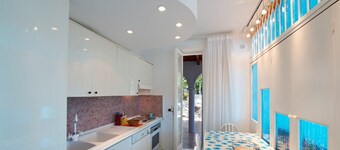 Villa Mirea, great view, Private pool, easy access, 1km.from Ravello, parking