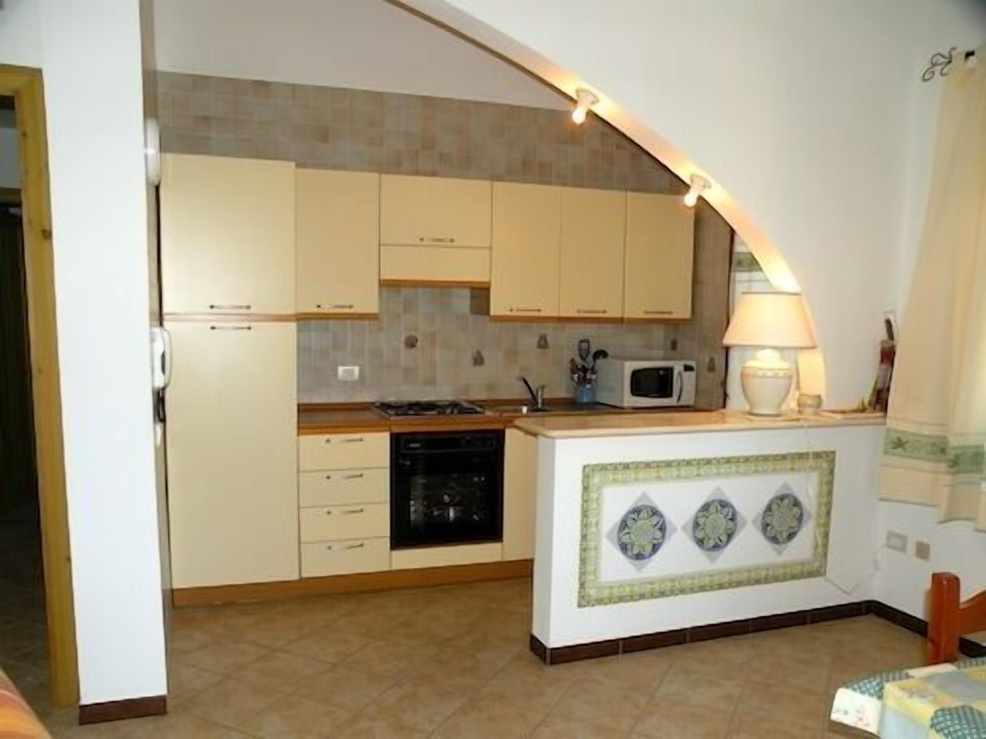 Villa 500 m from the beach of Simius