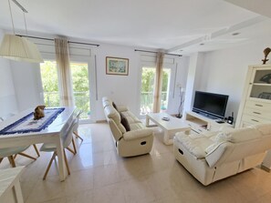Fernseher
