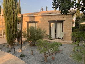 Property grounds - Villa Manzanillo w/ Private Pool, Sea Views, Double Badminton Court (pickleball) (Peyia)