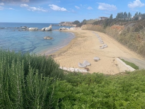 Beach nearby, sun loungers, beach towels - Villa Manzanillo w/ Private Pool, Sea Views, Double Badminton Court (pickleball) (Peyia)