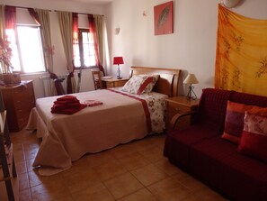 2 Schlafzimmer, Bügeleisen/Bügelbrett, WLAN, Bettwäsche