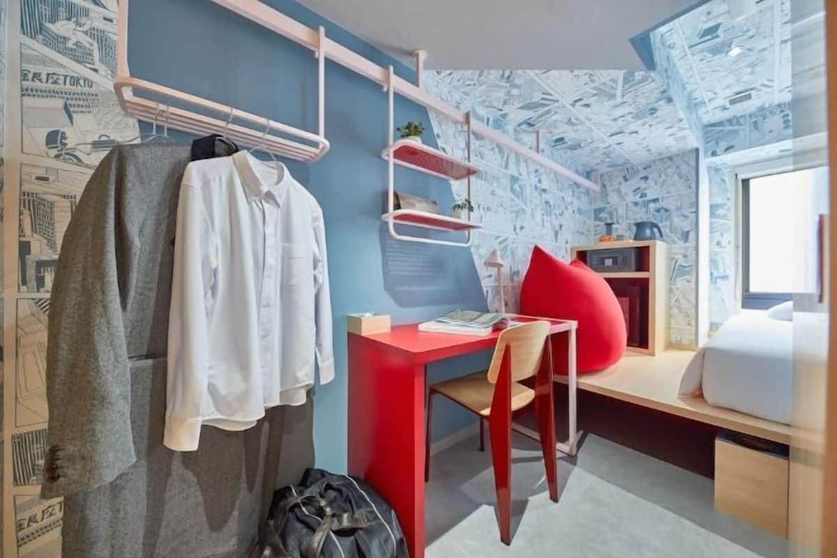 In-room safe, blackout curtains, soundproofing, free WiFi