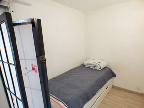 1 quarto
