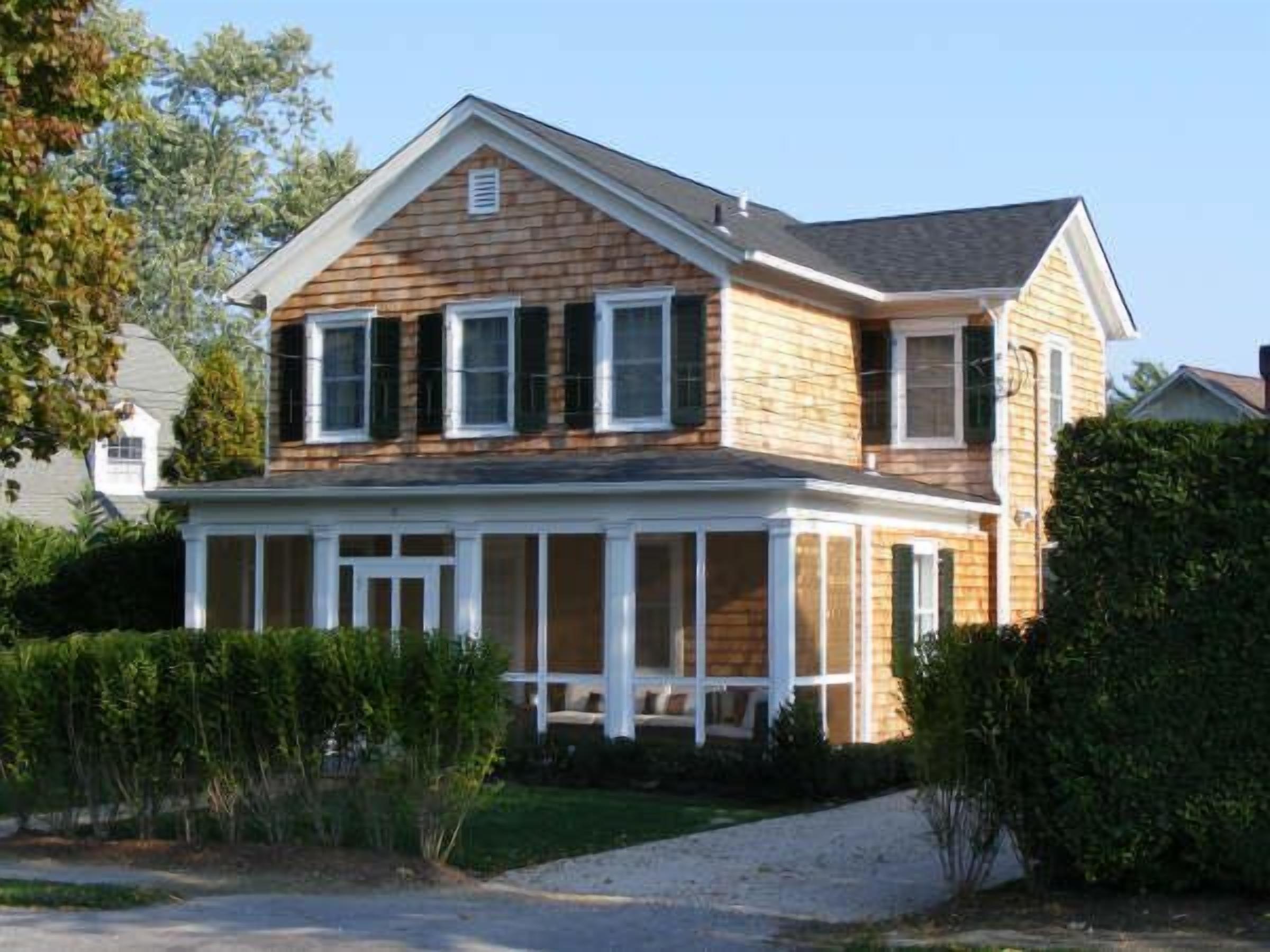 Charming Boutique House In Village Of Bellport