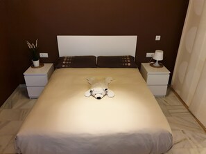 2 bedrooms, iron/ironing board, WiFi, bed sheets - Quality Apartment In Residential Area (Fuengirola)