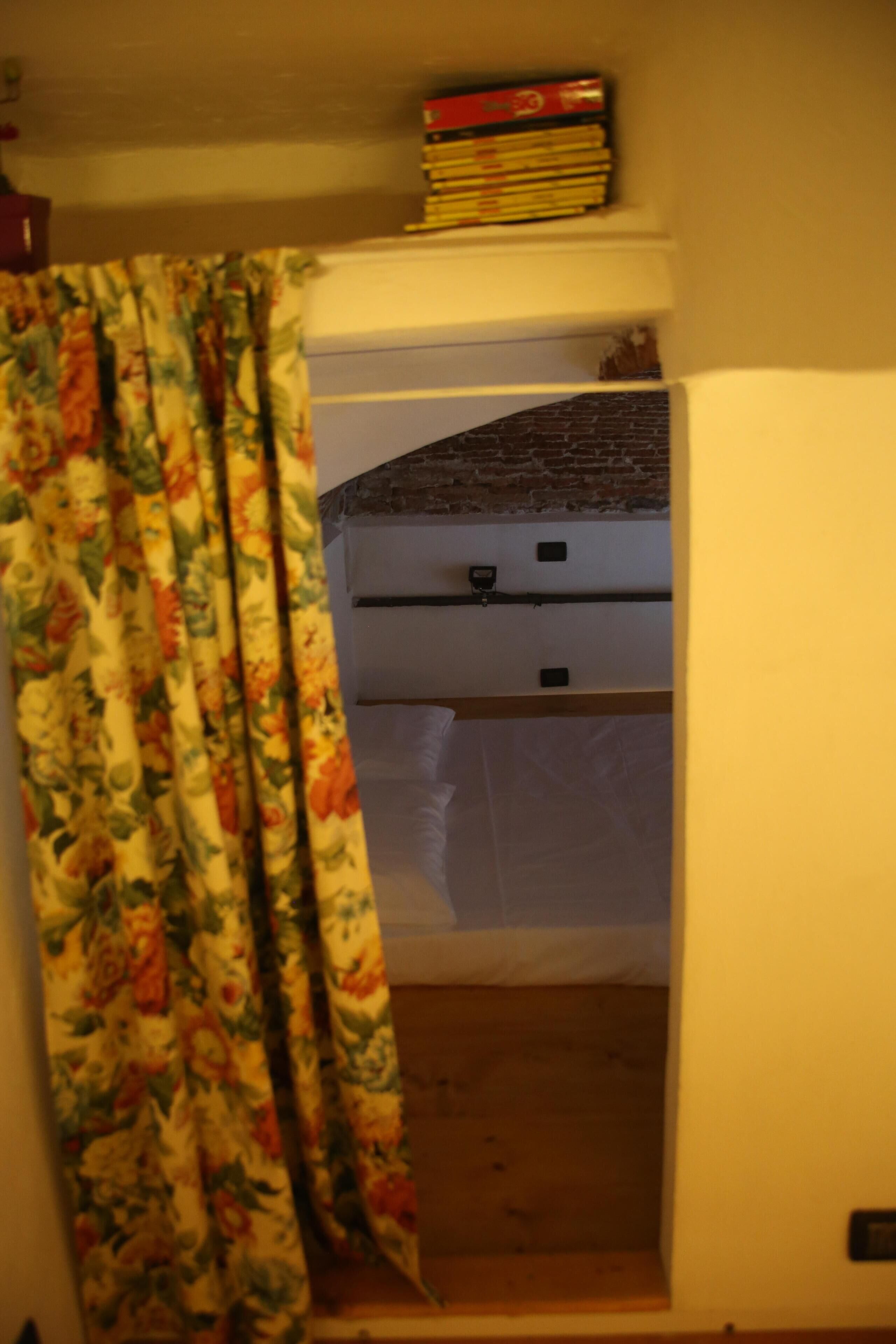 Loft in San Lorenzo, two minutes from the Acquario; optional parking