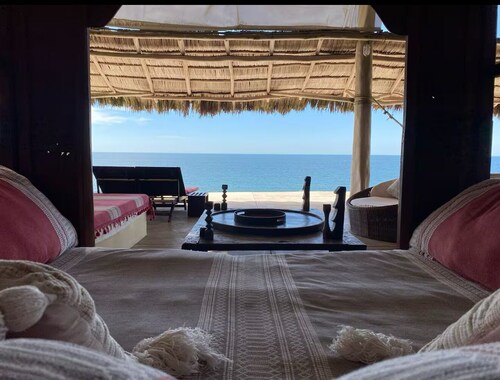 Gran Palapa Ocean Front Beach with Privacy Nature