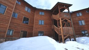 A multi-story wooden building with balconies and large windows. - Summer Sale: Mountain Retreat in Grand Lake (Grand Lake)