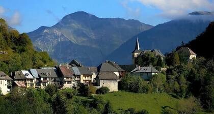 Le Chatox, the best view from any chalet in the alps ! Ski, cycle, trek, chill.