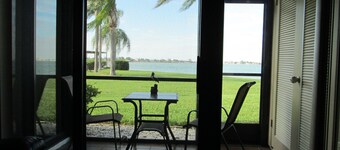 St Petersburg Beaches Waterfront Villa on Beautiful Isla Del Sol Sleeps 6