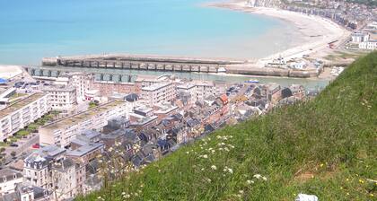 Appartement vue mer, terrasse, balcon, jardin