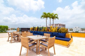 Outdoor dining - Brand New, Gorgeous Condo,  Located In The Trendiest Area Of Playa!!! (PLAYA DEL CARMEN)