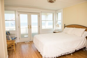 3 bedrooms, iron/ironing board, free WiFi - The Atlantic Ocean Is Your Front Yard - Unparalleled Views - Step On To Sand! (Manasquan)
