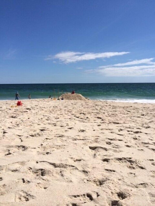 Beach nearby, beach towels