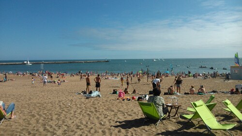 SEA VIEW, apartment in HOUSE, 30m from BOISVINET beach, 3 Stars, PRIVATE PARKING