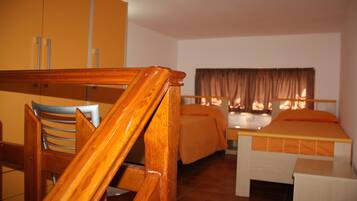 4 camere, insonorizzazione, ferro/asse da stiro, Wi-Fi