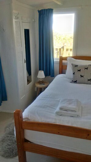 4 habitaciones, tabla de planchar con plancha y wifi gratis 