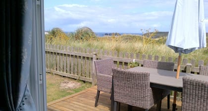 Stunning beach-side chalet with a lighthouse view - Gwithian Towans, St Ives Bay