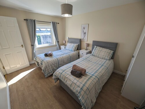 Derg Valley Apartments : self-catering accommodation : 3 bedroom (sleeps 6)