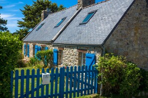 Exterior - Stone house for 6 people in the unspoilt Cap de la Chèvre area (Crozon)