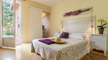 4 habitaciones, tabla de planchar con plancha y wifi gratis