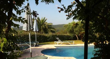 Abgelegene Villa mit privatem Salzwasserpool. 2018 Preise.