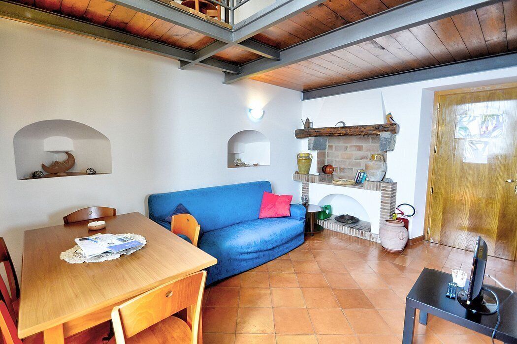 Villa Merlata: A charming apartment created inside an ancient watch tower.