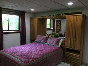 3 bedrooms, free WiFi, bed sheets