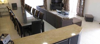 Villa Safari 14 pers piscine privée 300m de la mer