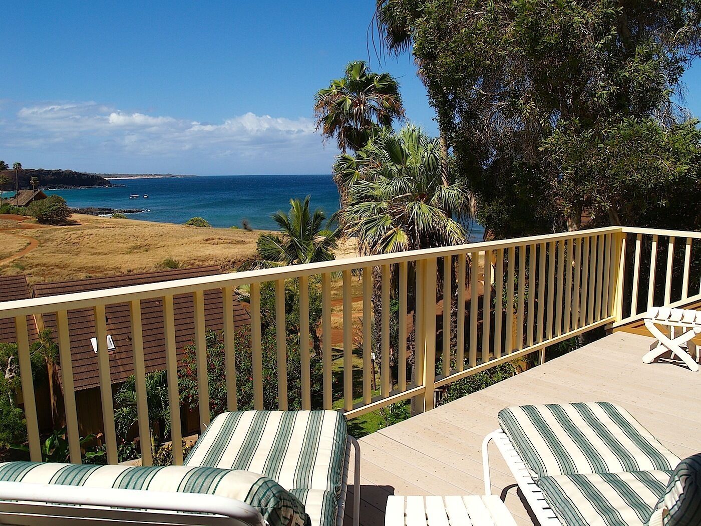 ALMOST OCEAN FRONT......Deluxe Renovated Expansive Ocean View