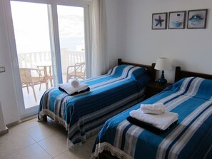 4 Schlafzimmer, Zimmersafe, Bügeleisen/Bügelbrett, kostenloses WLAN