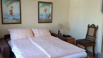 2 chambres, fer et planche à repasser, accès au Wi-Fi (inclus)