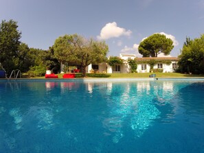 Udendørs pool, opvarmet pool