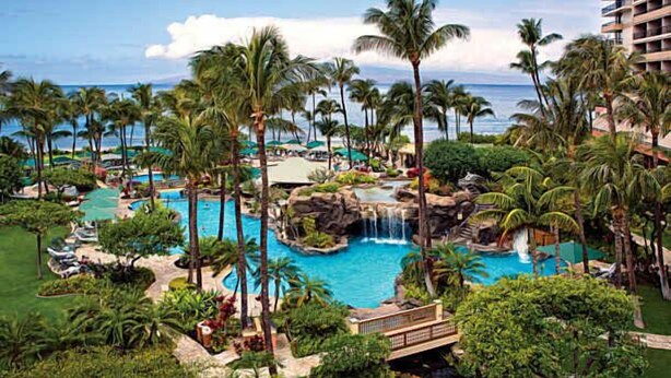 A resort with multiple swimming pools, palm trees, and a view of the ocean. - Christmas/Xmas and New Year's Weeks 51 & 52 @ Marriot's Maui Ocean Club Hawaii (Lahaina)